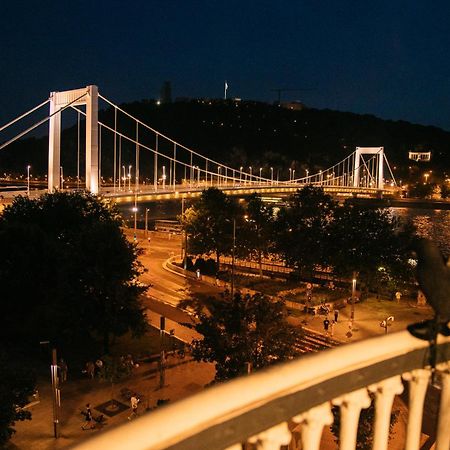 Budapest Riverfront Suite Екстер'єр фото